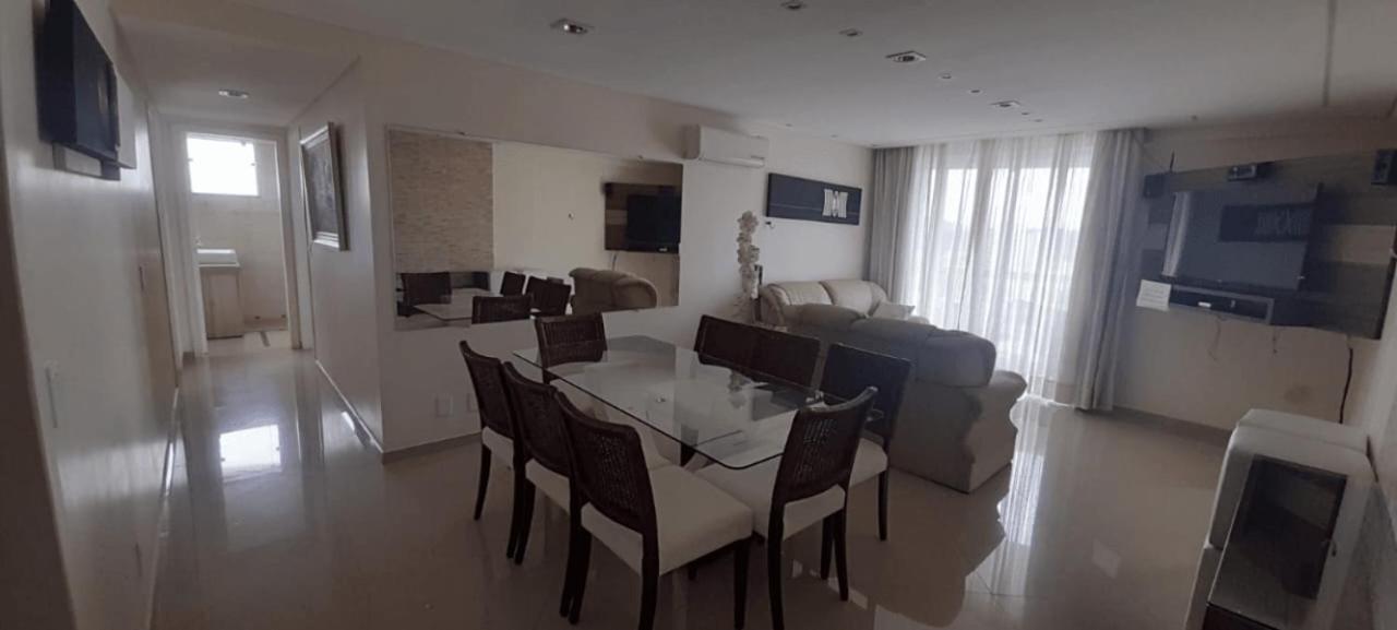 Lindo Apartamento No Coracao Da Cidade - Apartamento Inteiro Ou Seja Nao E Compartilhado Com Outras Pessoas - Perto De Tudo - 2 Quartos - Ar Condicionado - Churrasqueira - Cozinha Completa - 120 Metros Quadrados Ao Todo - Quartos Com 12 Metros Quadra Uniao Da Vitoria Ngoại thất bức ảnh